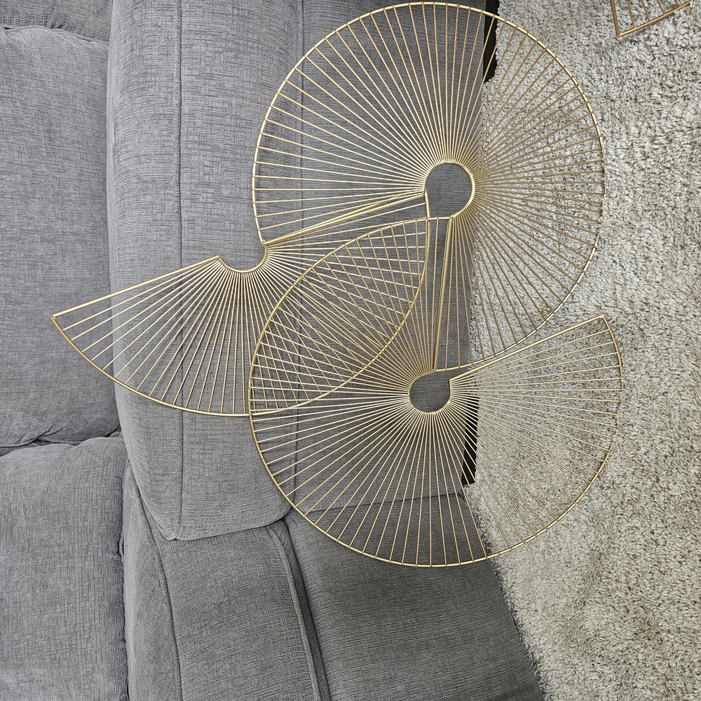 Elegant Gold Wall Decor Sculpture